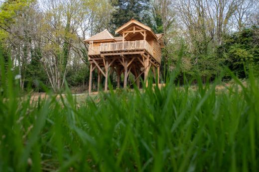 Cabane perchée «Lewis» en Bretagne