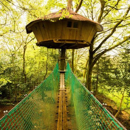 Cabane dans les arbres «Ben Nevis» en Bretagne