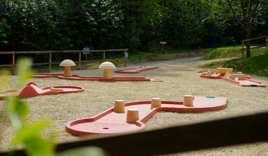 Parcours de minigolf au Domaine du Treuscoat